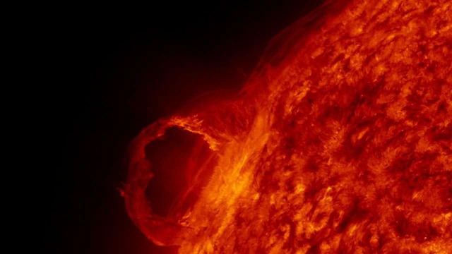 O furtună geomagnetică a lovit Pământul. Ce efecte va avea asupra noastră furtuna geomagnetica efecte