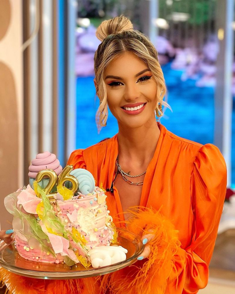 Ce semne a primit Ramona Olaru chiar de ziua &icirc;n care a &icirc;mplinit 33 de ani! Asistenta TV nu crede &icirc;n coincidențe &bdquo;Niciodată de c&acirc;nd sunt conștientă...&rdquo;