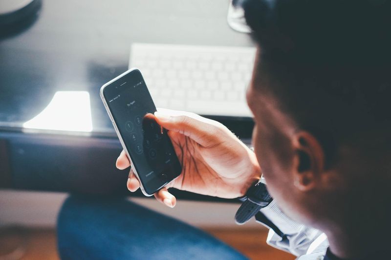 europa ar putea ramane fara acces la instagram si facebook