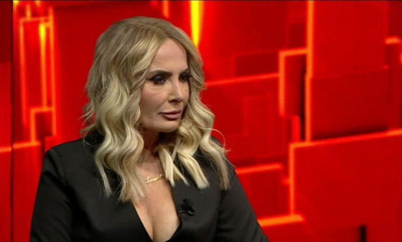 daniela gyorfi 40 de intrebari