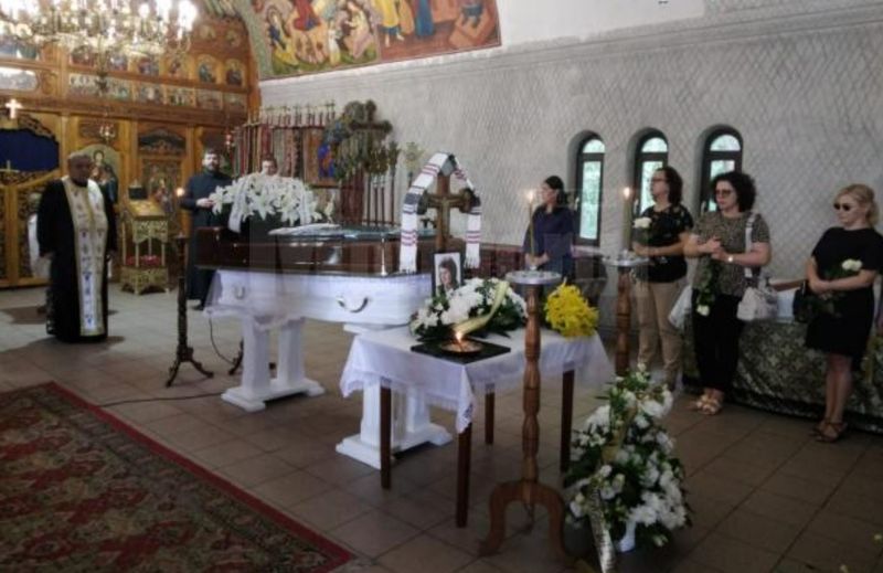 Rom&acirc;nca ucisă de rechin &icirc;nmorm&acirc;ntare