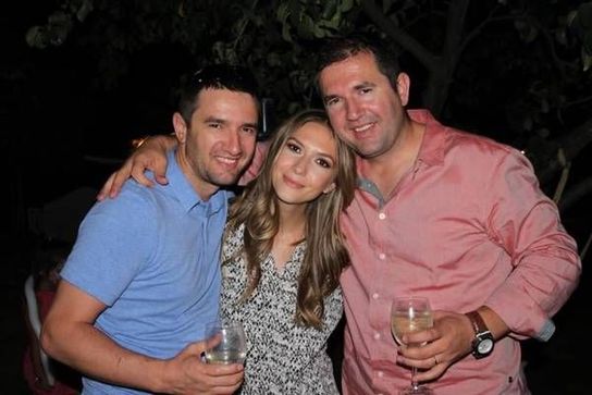 Adela Popescu frați