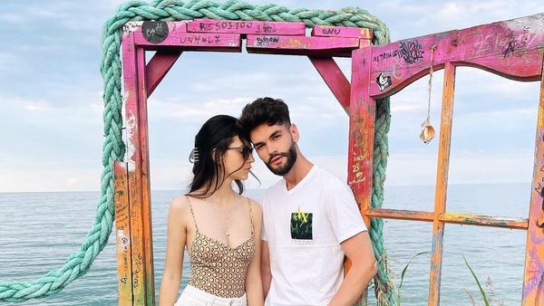 Cleopatra Stratan și Edward Sanda, cuceriți de o stațiune de pe litoralul românesc. Ce avantaje a găsit aici cuplul