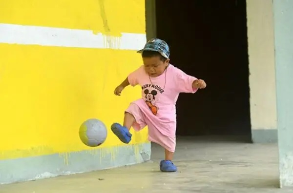 cel mai scund adolescent din lume, cartea recordurilor