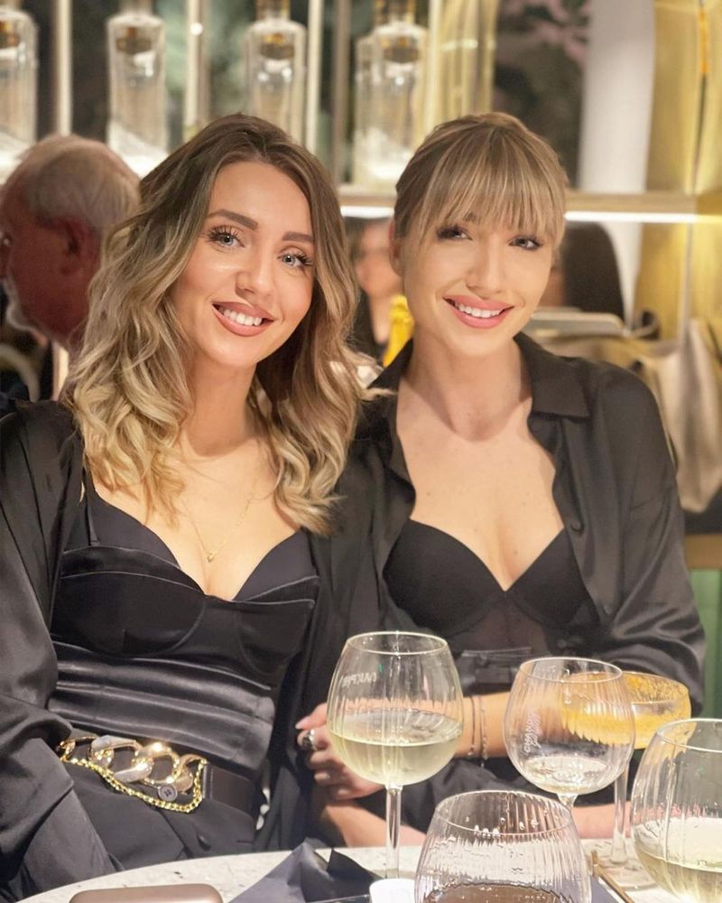 surorile odagiu, ana si monica odagiu, ana si monica odagiu te cunosc de undeva