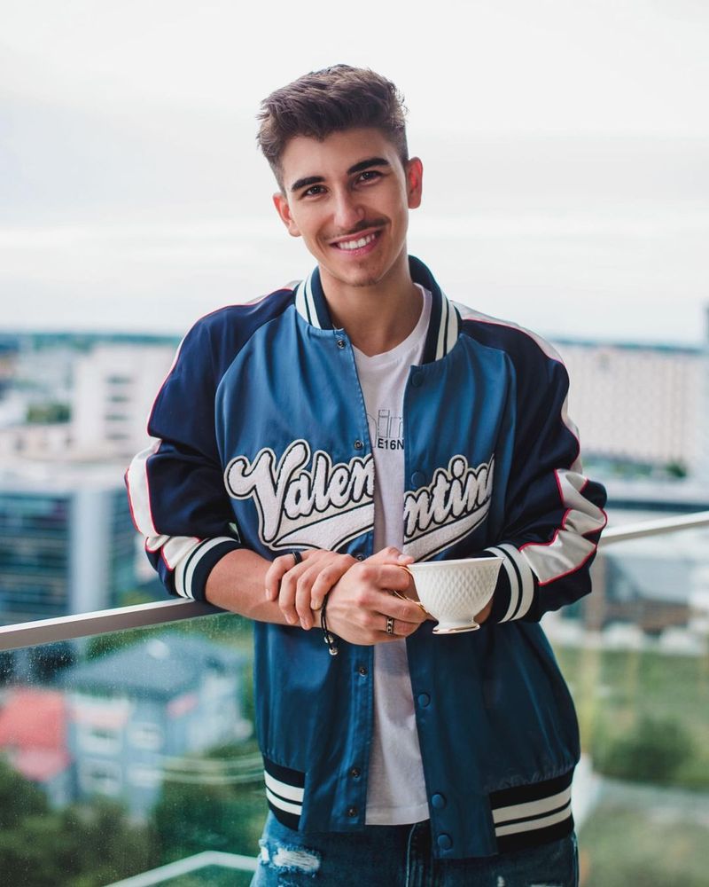 Sebastian Dobrincu Sebastian Dobrincu