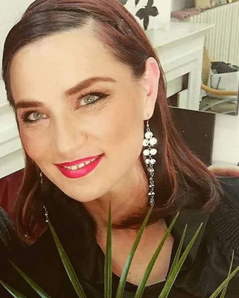 „Au dat foc. Totul a ars” Nicoleta Voicu, clipe de panică din cauza unui incendiu din curtea casei! Artista nu poate uita: „A fost groaznic”