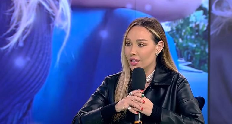 Raluca Podea simte prezența tatălui mort, chiar și la două luni de c&acirc;nd a trecut &icirc;n neființă: &bdquo;&Icirc;l văd &icirc;n persoanele de pe l&acirc;ngă mine&rdquo;