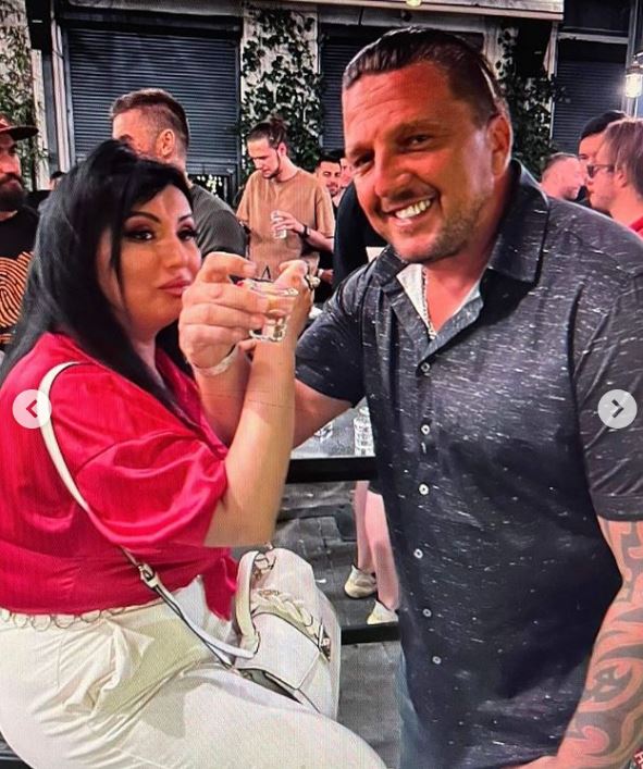 Adriana Bahmuțeanu, adevărul din spatele fotografiilor cu presupusul iubit: &bdquo;Postarea aceea cu bărbatul nu &icirc;mi aparține&rdquo;. Ce se &icirc;nt&acirc;mplă, de fapt