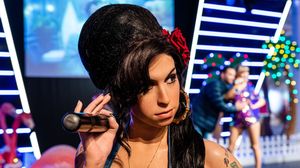 Ultimele zile din viața lui Amy Winehouse. Au trecut 11 ani de la tragedia care a îndurerat o lume întreagă  Ultimele zile din viața lui Amy Winehouse. Au trecut 11 ani de la tragedia care a îndurerat o lume întreagă