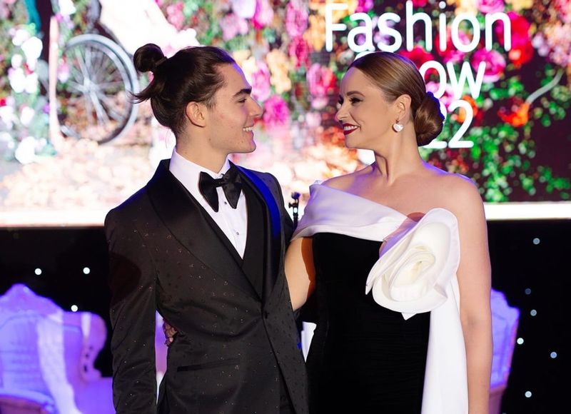 Andreea Marin,Radu Ștefan Bănică, Andreea Marin și Radu Ștefan Bănică, Violeta, Andreea Marin și Violeta