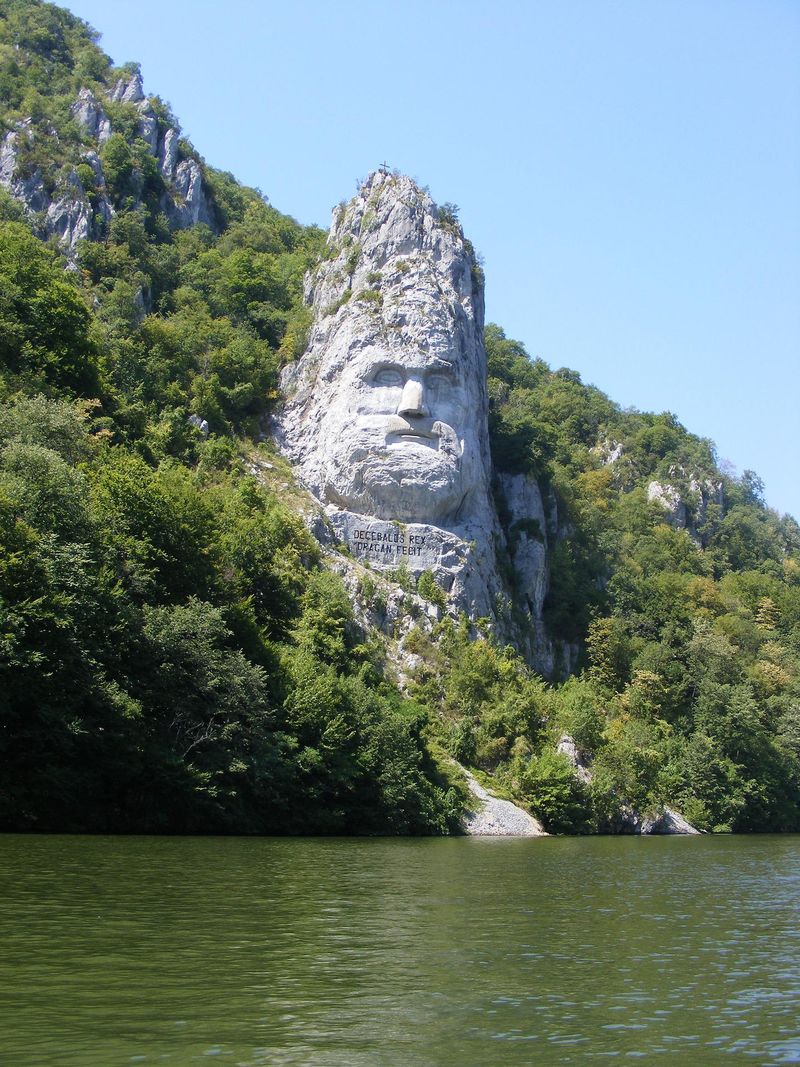  cea mai &icirc;naltă sculptură &icirc;n piatră din Europa