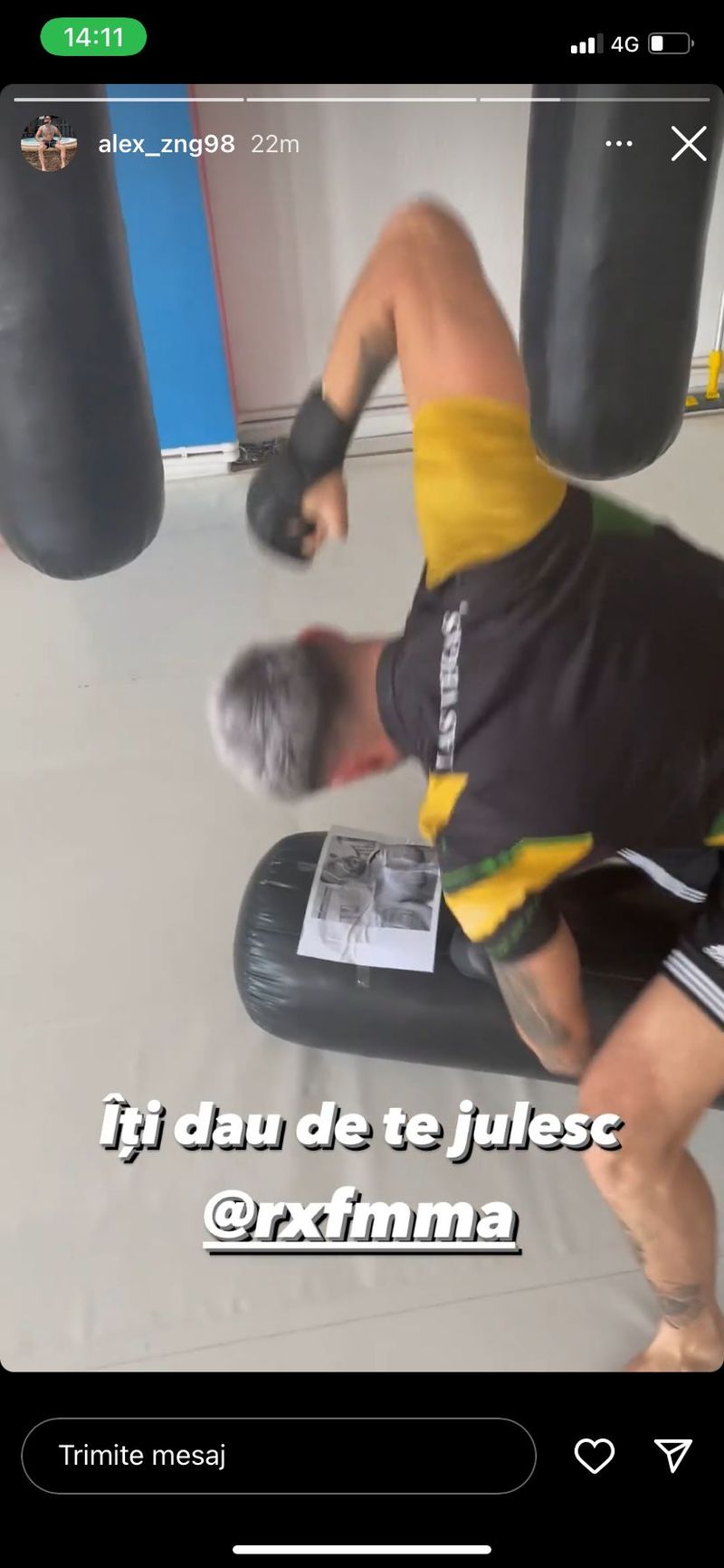 &bdquo;&Icirc;ți dau de te...&rdquo; Alex Zănoagă a lipit o poză cu Bobicioiu pe sacul de box! Fostul soț al Siminei nu acceptă o &icirc;nfr&acirc;ngere &icirc;n lupta din cușcă