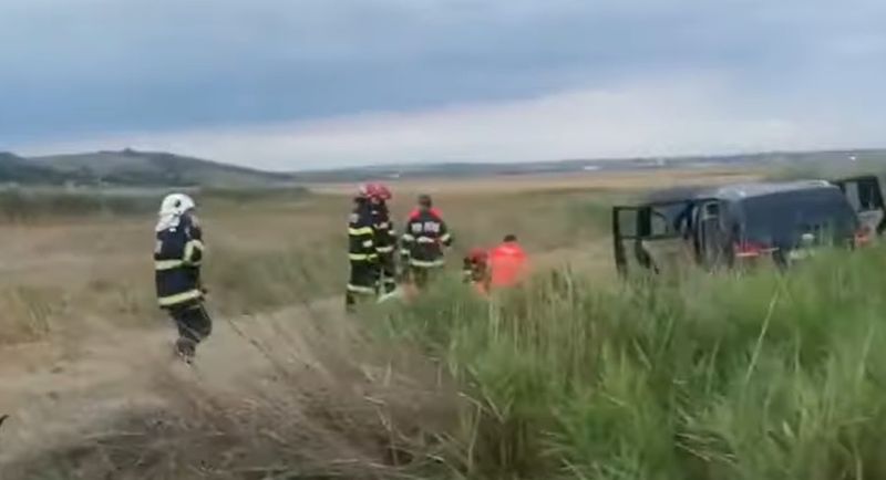 accident iasi, DN28, copii raniti, accident rutier