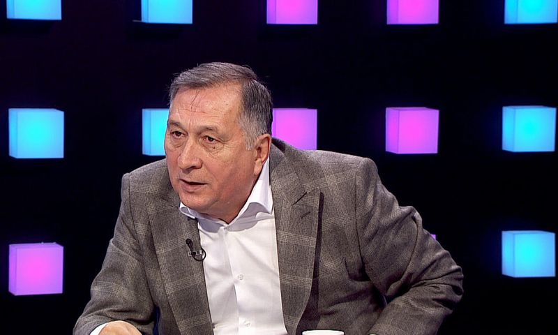 Arbitrajul video, o problemă și la case mai mari. Cum se luptă englezii cu sistemul care ne dă bătăi de cap în Superligă