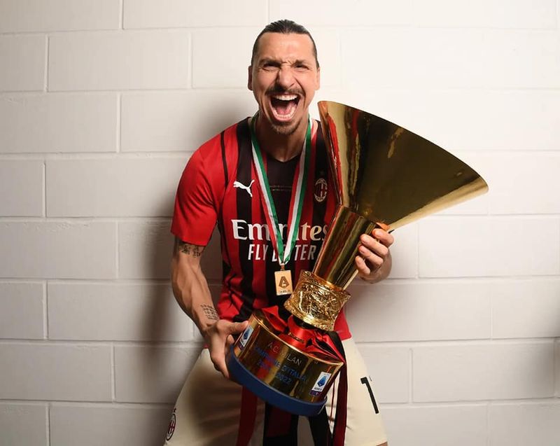 Ce dietă are Zlatan Ibrahimovic. Suedezul impresionează cu fizicul său la 40 de ani Ce dietă are Zlatan Ibrahimovic. Suedezul impresionează cu fizicul său la 40 de ani