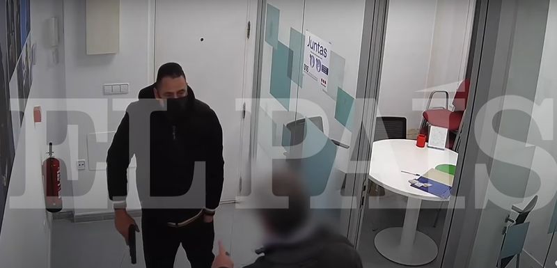 marin eugen sabau, roman pistolar, roman eutanasiat spania