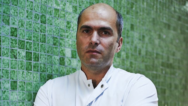 Pastilele de iod, o afacere complicată pentru Alexandru Rafila și Ministerul Sănătății. Distribuirea este o cursă contratimp