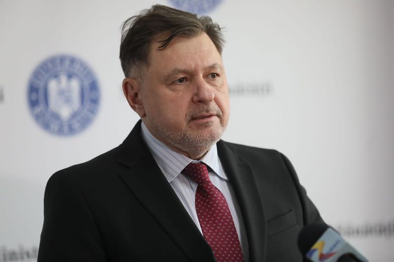 Pastilele de iod, o afacere complicată pentru Alexandru Rafila și Ministerul Sănătății. Distribuirea este o cursă contratimp