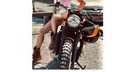 Mihaela Rădulescu, apariție de senzație pe motor! Fosta prezentatoare TV este pasionată de viteza amețitoare