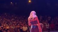 Theo Rose, situație neașteptată în timpul unui concert: „I-a luat microfonul din mână Alessandrei”. Totul s-a petrecut pe scenă, în fața tuturor