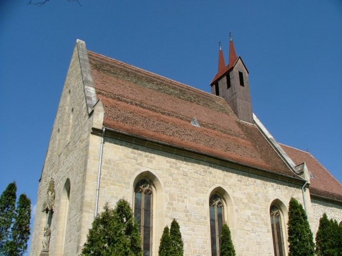 Orașul din Rom&acirc;nia care găzduiește cea mai veche clădire din țară. Puțini știu despre ce municipiu este vorba