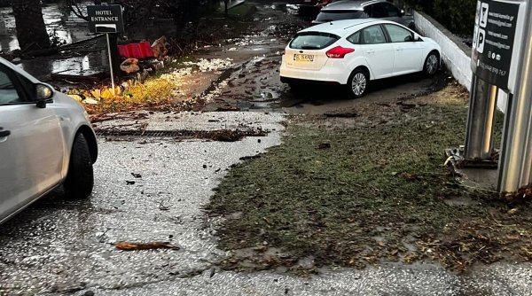 thassos, furtuna puternica, vreme rea, strazi inundate