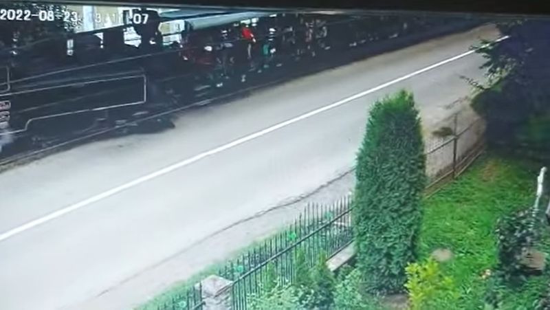 mocanita, tren, sine de tren, accident, soferita neatenta