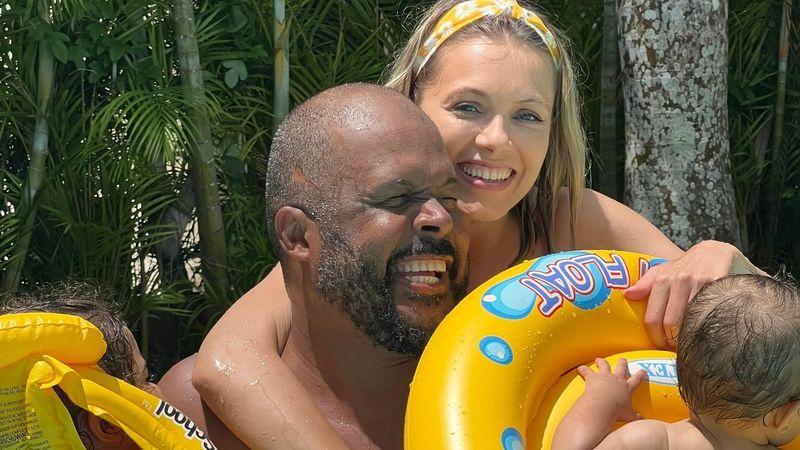 Cabral și Andreea Ibacka, părinți pentru a treia oară? Prezentatorul a ales deja numele bebelușului: ”O să-mi placă la nebunie” Cabral și Andreea Ibacka, părinți pentru a treia oară? Prezentatorul a ales deja numele bebelușului: ”O să-mi placă la nebunie”