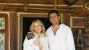 Laura Cosoi, soțul și fiicele