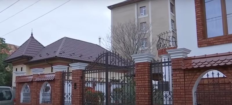 Petrică M&icirc;țu Stoian avere