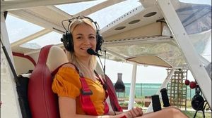 Georgiana, tânără care a murit în accidentul aviatic din Giurgiu, a fost condusă pe ultimul drum: „Nu plângeți! Pleacă doar într-o excursie...”
