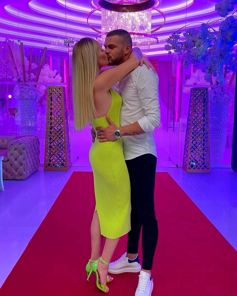 Maria Constantin și Robert Stoica logodnă