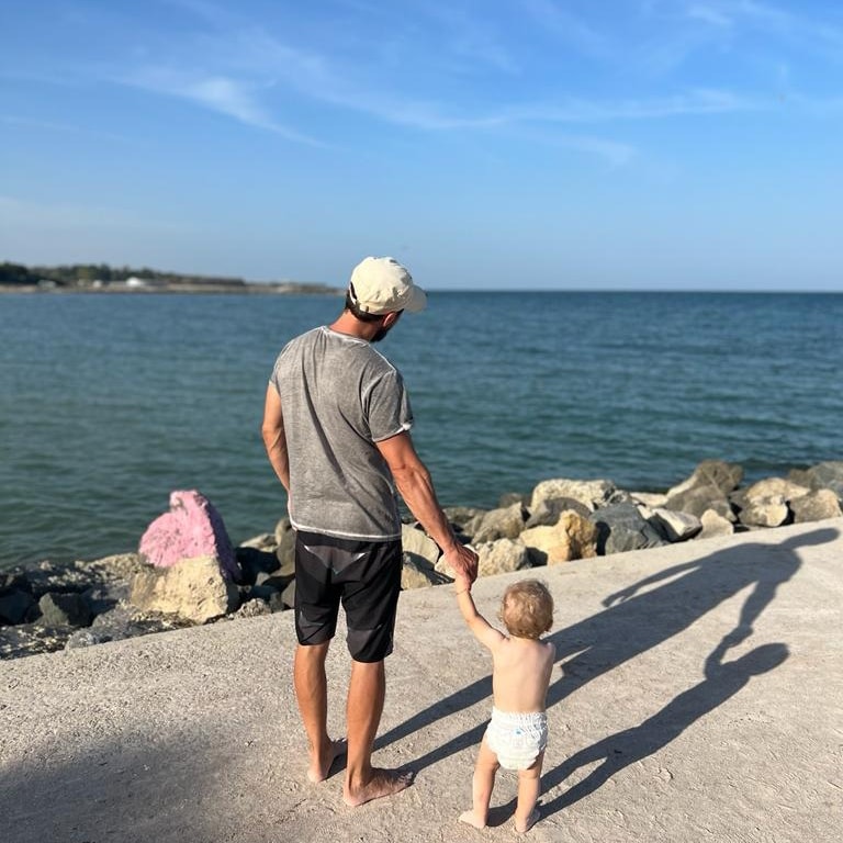Dani Oțil, mesaj emoționant pentru fiul lui, Luca Tiago! Prezentatorul i-a dezvăluit care este cel mai mare regret al său: &bdquo;Tu nu face ca mine, tată&rdquo;