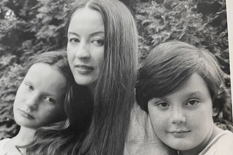 Cum arată și cu ce se ocupă copiii Mariei Dragomiroiu. ,,Mi-am lăsat copiii să facă ce au dorit ei &icirc;n viață.&rdquo;