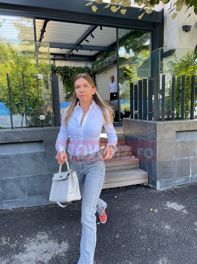 Primele imagini cu Simona Halep, după vestea divorțului de Toni Iuruc! Vizibil nervoasă, sportiva nu a făcut declarații