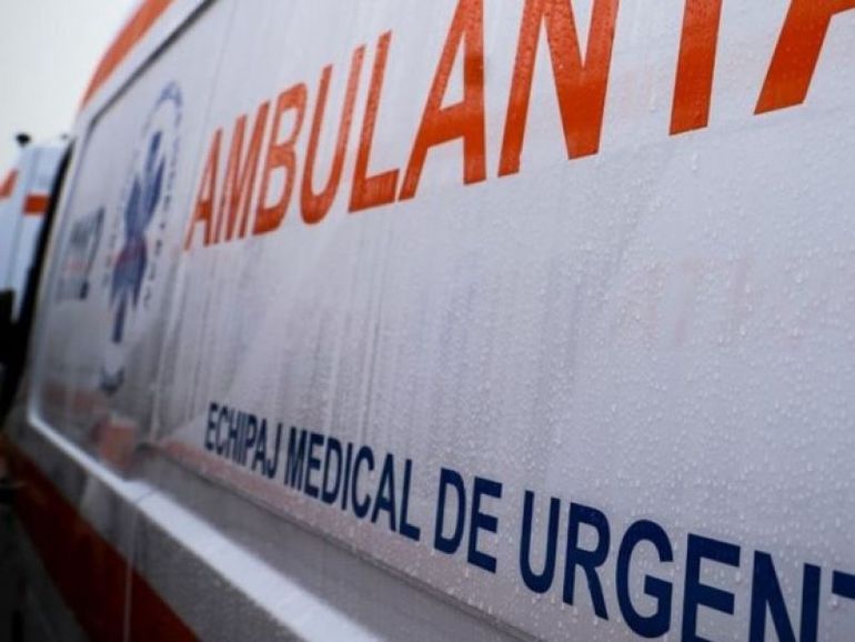 O sportivă din Serbia, transportată de urgență la spital, după ce a căzut cu parapanta lângă Sibiu! Femeia participa la un concurs de zbor