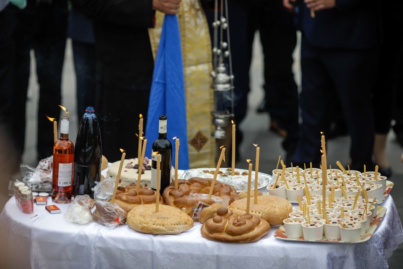 Moşii de toamnă. Tradiţii în Sâmbăta Morţilor