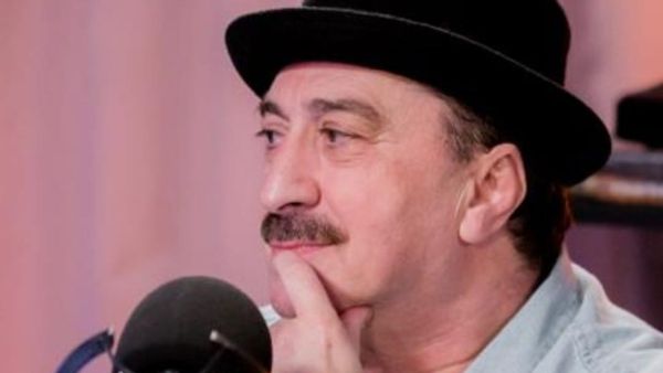 Biografie Romică Țociu: V&acirc;rstă, locul nașterii, &icirc;nălțime, greutate, carieră. "Vara plecam pe litoral şi vindeam gogoși sau sucuri pe plajă."