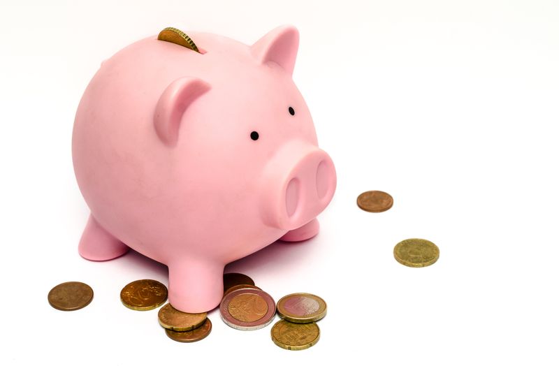 Vești bune pentru români. Guvernul ia în calcul prelungirea acordării voucherelor sociale și în 2023