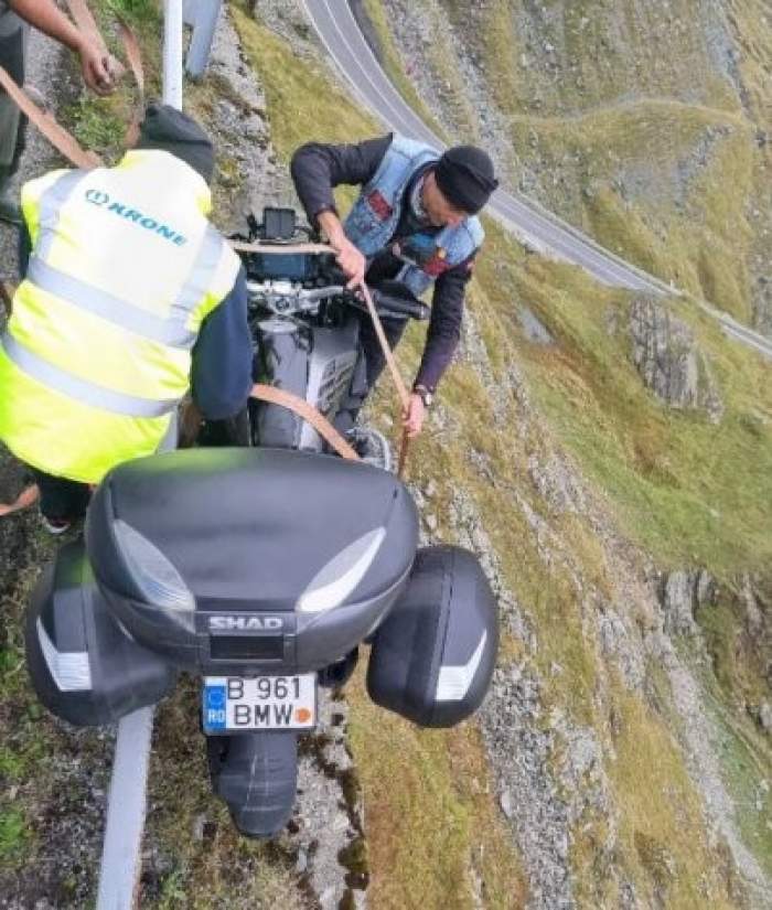 motociclist, turist american, transfagarsan, drama