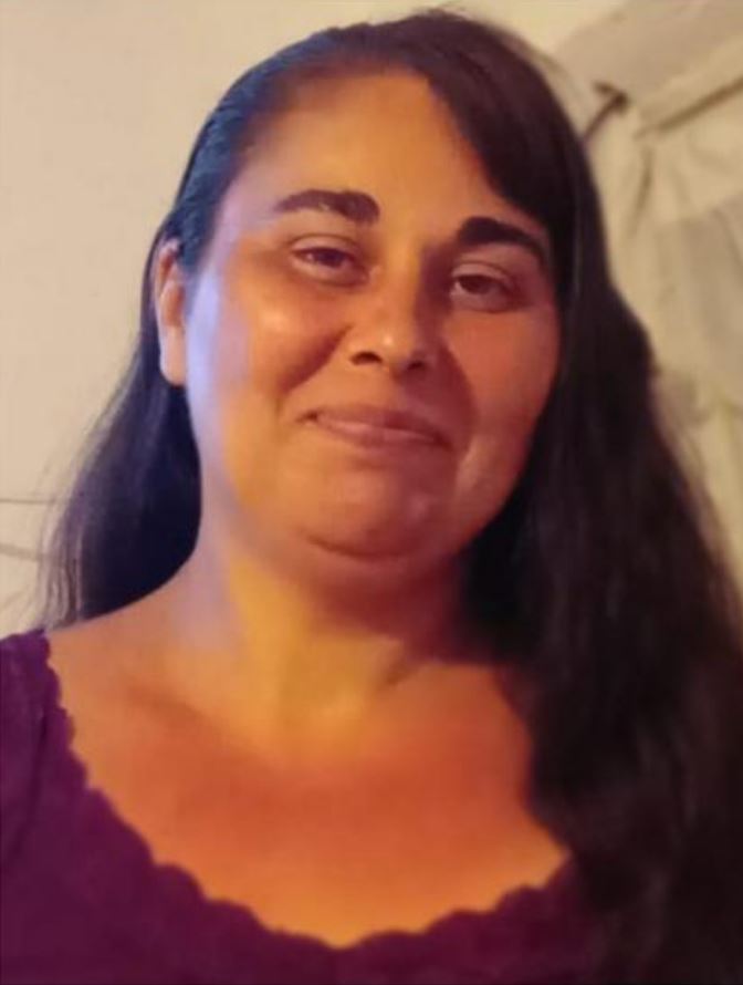 Elena și fiul ei au plecat de acasă și nu s-au mai întors! Soțul femeii și autoritățile din Gorj îi caută disperați