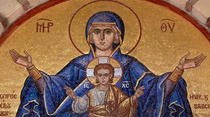 Acoperământul Maicii Domnului, tradiții și obiceiuri