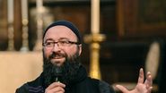 Mărturia cutremurătoare a celei de-a doua victime a preotului Visarion Alexa: „Eram blocată, mă rugam la Sfântul Mina să se termine”