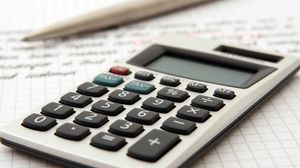 Reduceri de taxe 2023. Care sunt cele două propuneri de reduceri de taxe, depuse la Senat. Acestea s-ar putea aplica începând cu anul următor