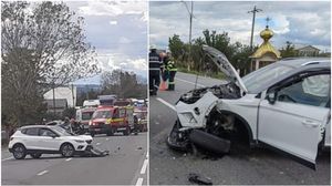 Accident cu două victime la Iași! O mașină de poliție a ajuns în șanț după ce s-a ciocnit cu un alt autoturism