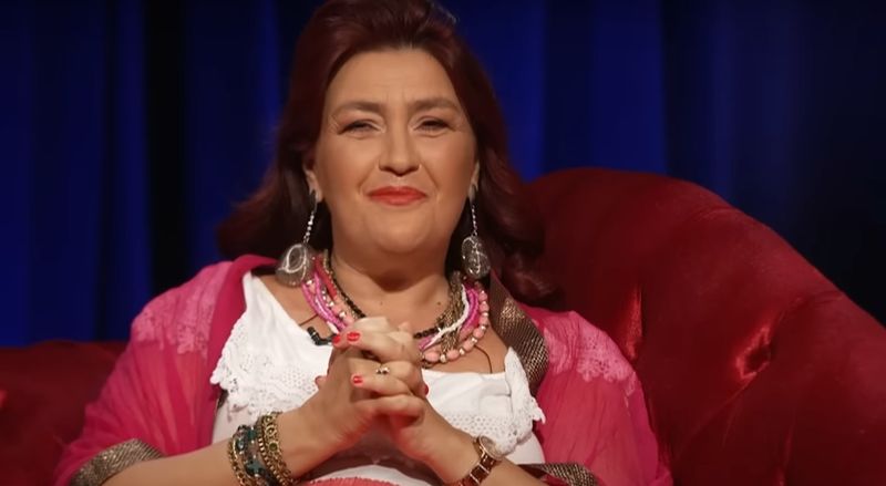 Rona Hartner și Ștefan Bănică Jr. sărut