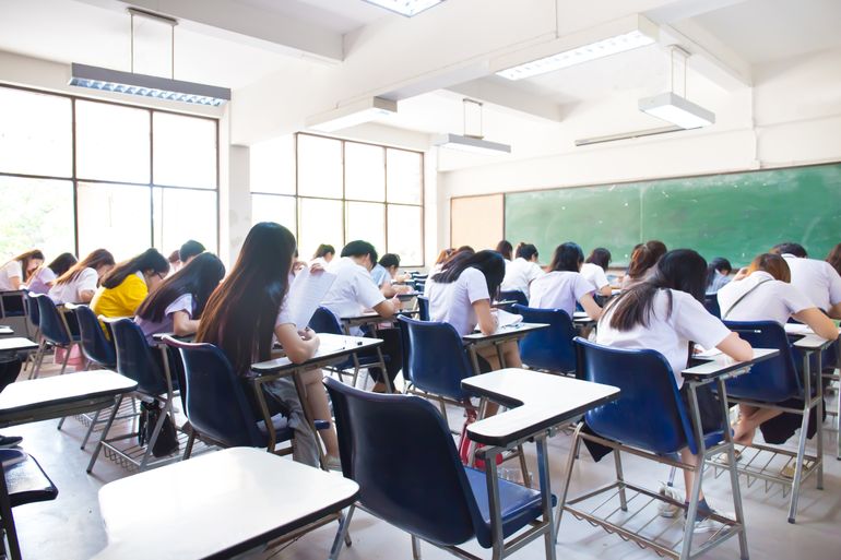 Zi liberă pentru profesori și elevi