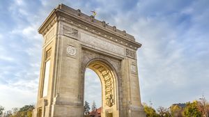 Nicușor Dan, invitație pentru bucureșteni: Arcul de Triumf va fi deschis vizitatorilor începând cu finalul săptămânii până pe 16 octombrie