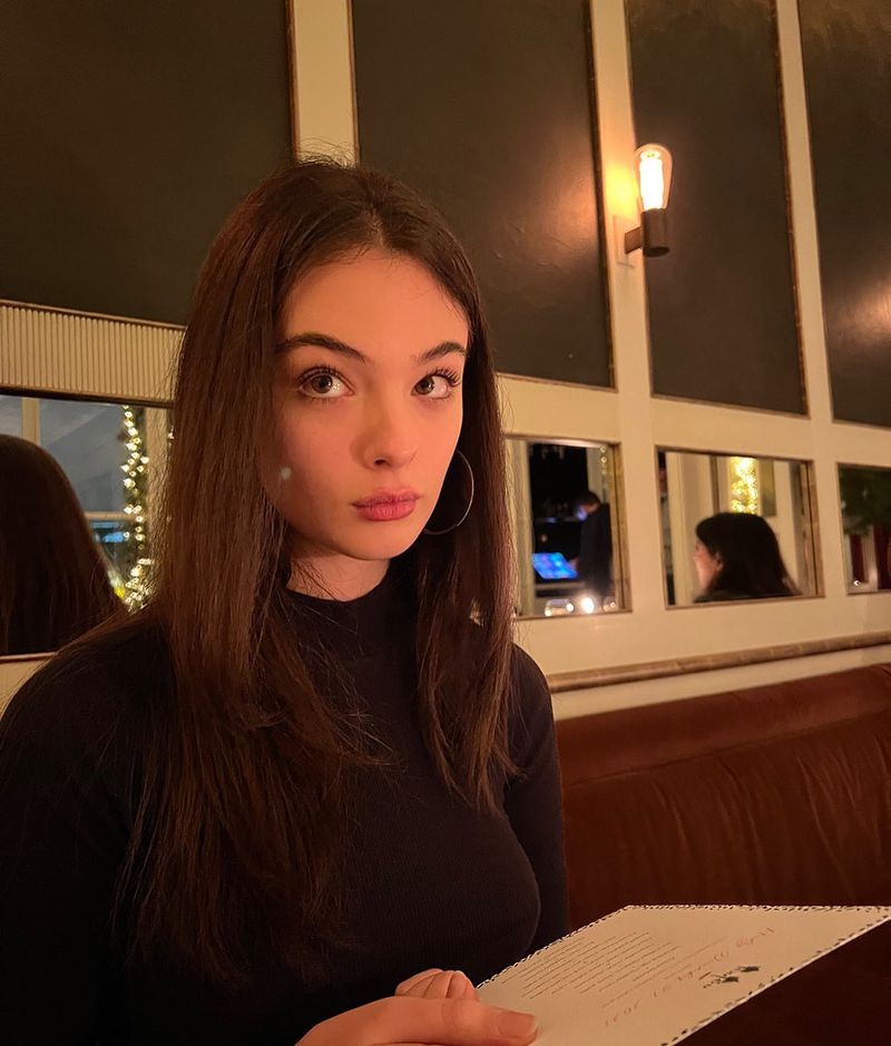 Cum arată Deva Cassel, fiica Monicăi Bellucci. Cele două seamănă ca două picături de apă